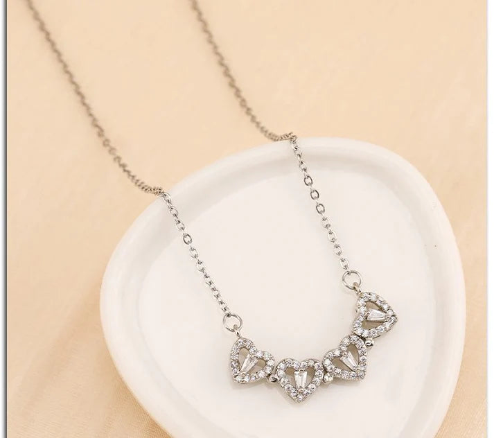 COLLAR TREBOL DE 4 CORAZONES 🖤🍀