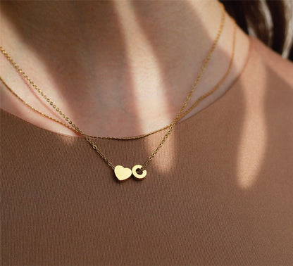 COLLAR PERSONALIZADO: INICIAL + CORAZÓN ❤️📿